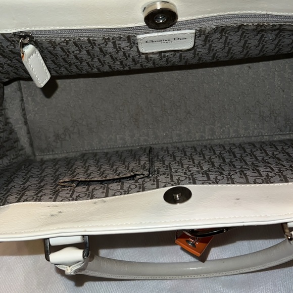 FLASH SALE🔥🔥EXCELLENT CONDITION💕BEAUTIFUL💗 VINTAGE CHRISTIAN DIOR FLIGHT BAG💗💗💗 - Picture 14 of 16